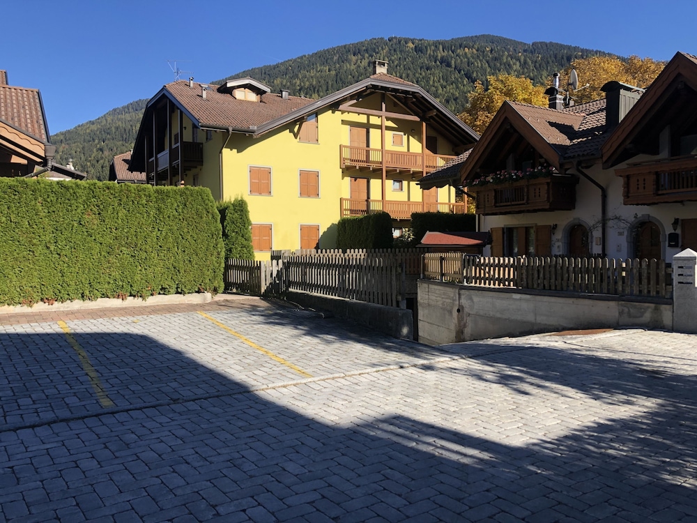 012 Trilocale a due Passi Dagli Impianti Pinzolo
