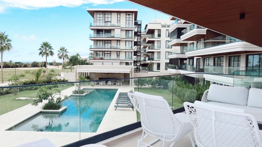 2BR 4 Guests Balcony and Pool View Cap Cana