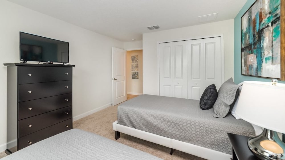 Grhdog9045 - Champions Gate Resort - 4 Bed 3 Baths Townhouse - Image 4