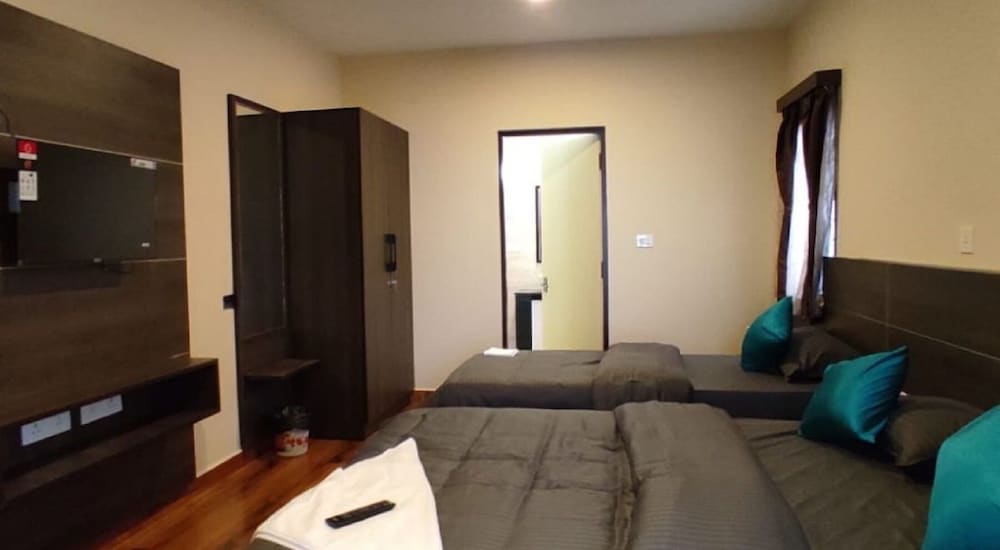 Photo 6