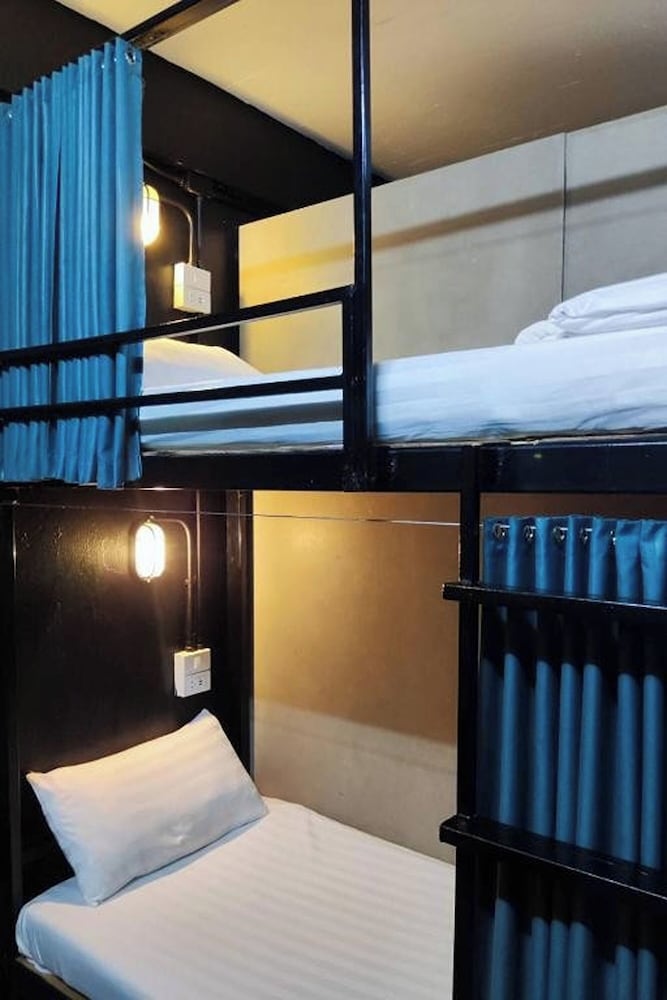 Kayan Hostel