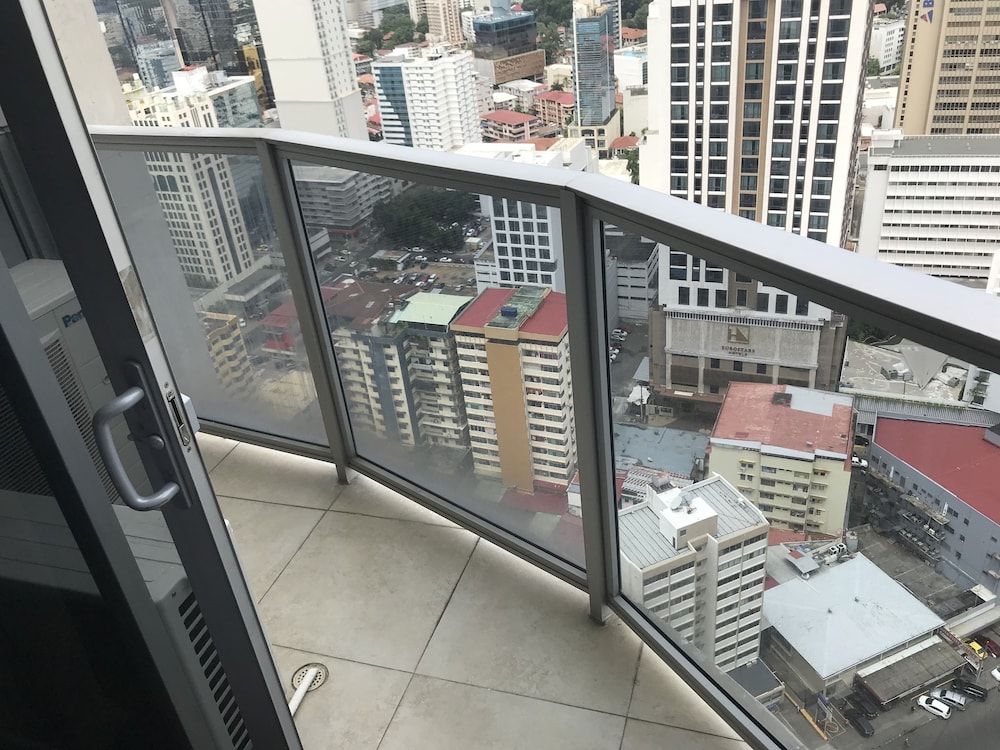 Denovo - Executive Residences