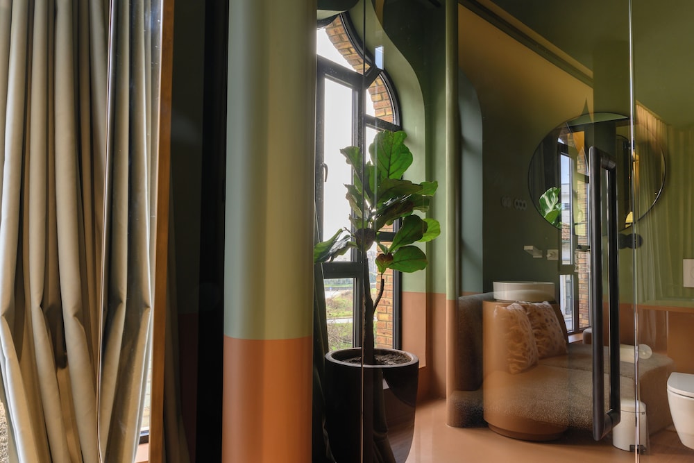 BHB Boutique House
