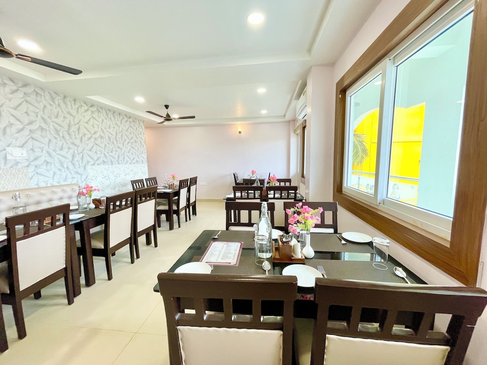 New Beach Resort - near Sea Beach