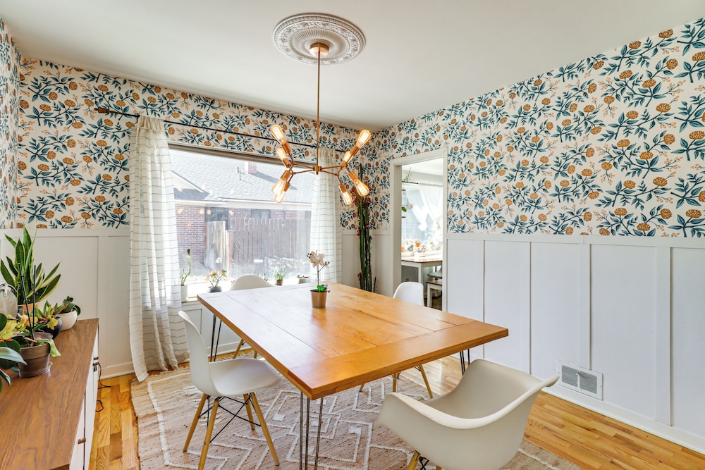 24 Mi to Slopes! Family Reno Home w/ Outdoor Oasis
