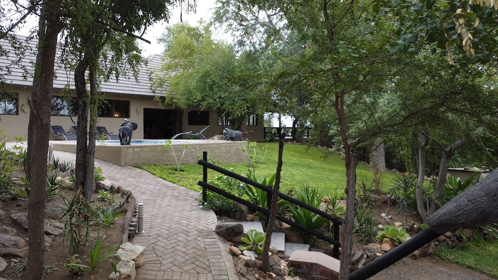 Photo 29