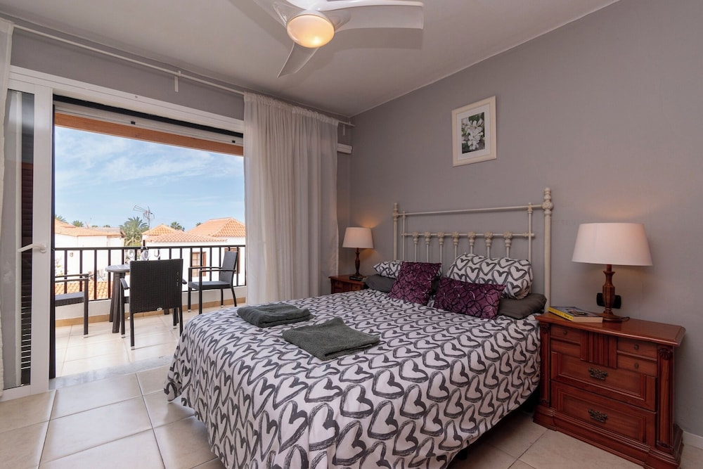 Villa Tricia 6 Bedroom Las Americas
