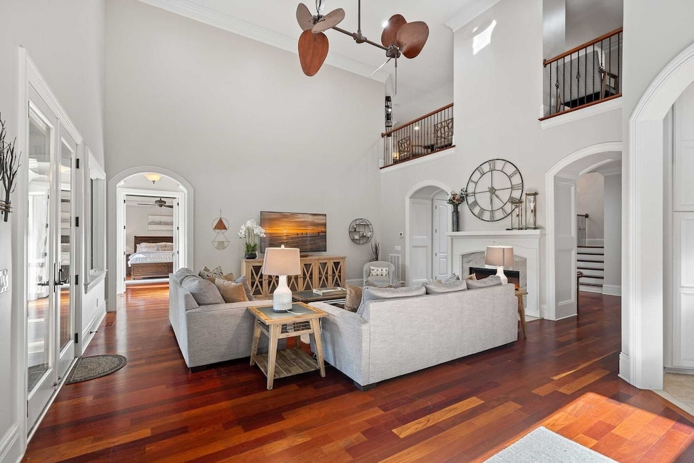 Livin' Large Lake Norman Estate w/ Pool, Dock, Game Room & Scenic Views