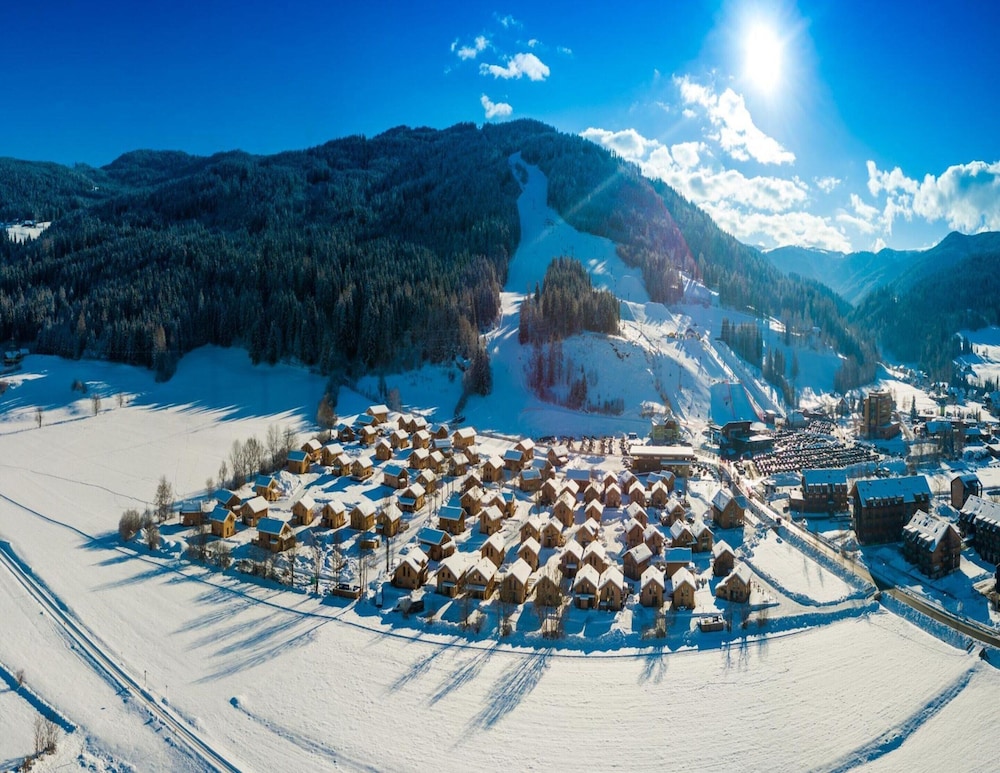Lively Apartment Near the ski Area