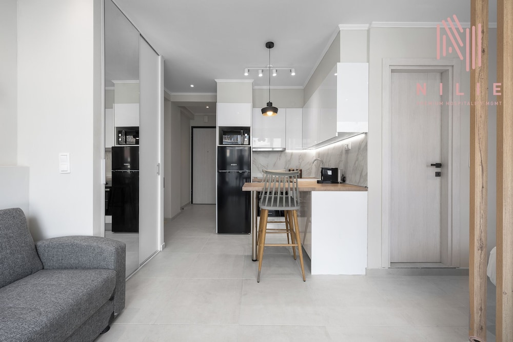 Bonsai Studios & Apartments, Nilie Hospitality MGMT