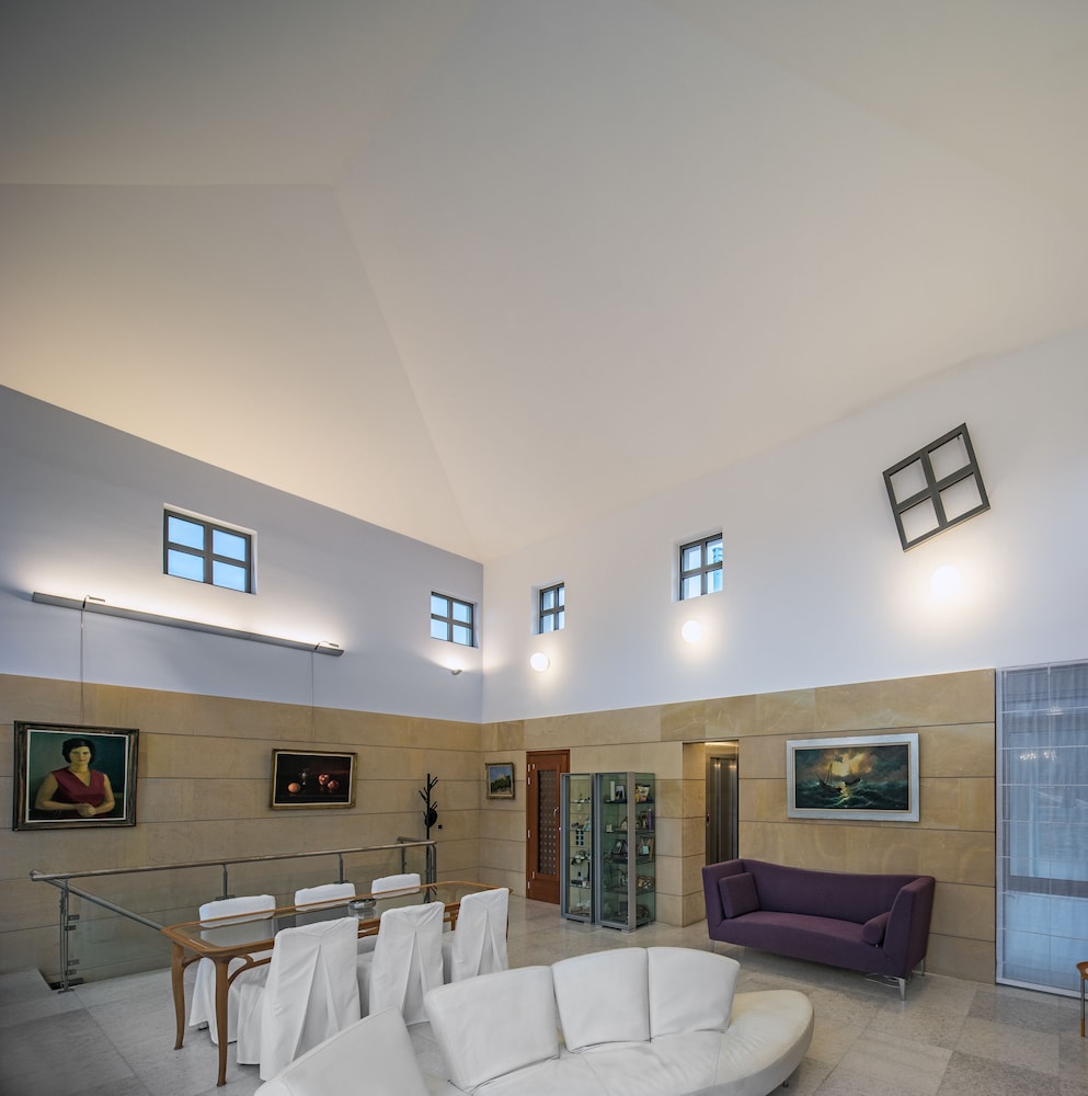 Minimal Blue Villa