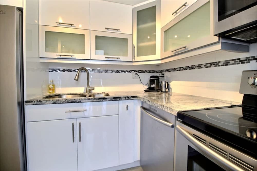 Golden Isles 509 in Hallandale Beach
