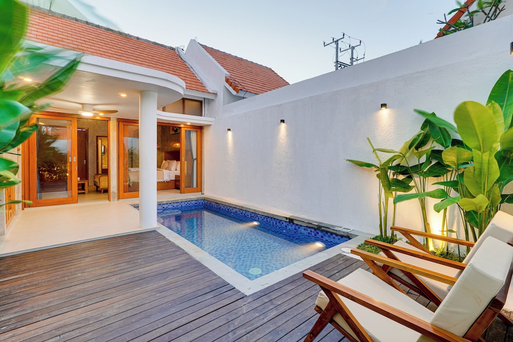 LaLuxe Villa and Residence