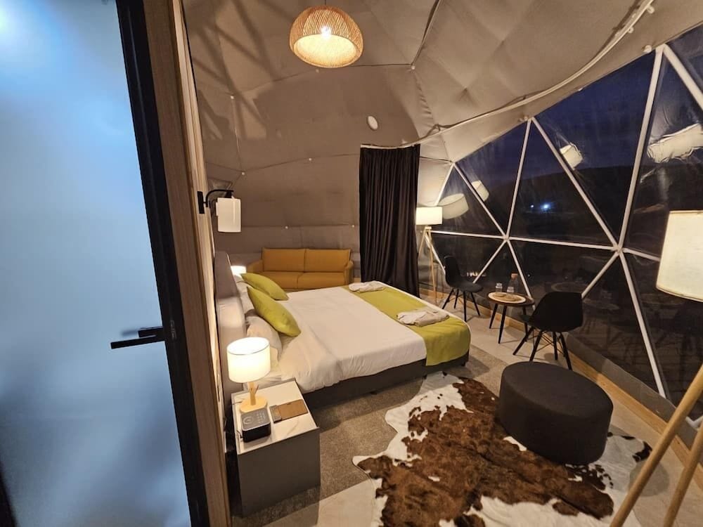 EcoHouse Glamping by ART HOTEL