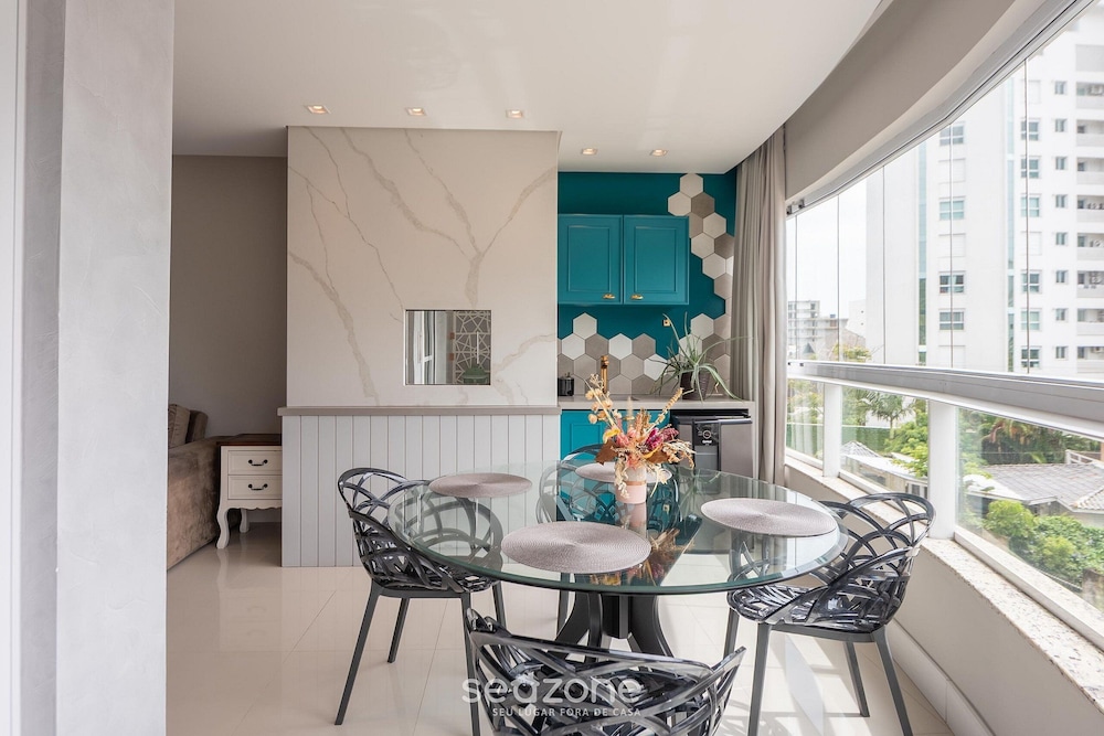 Apt w/ BBQ & Balcony, 230m From the Beach Epd0202