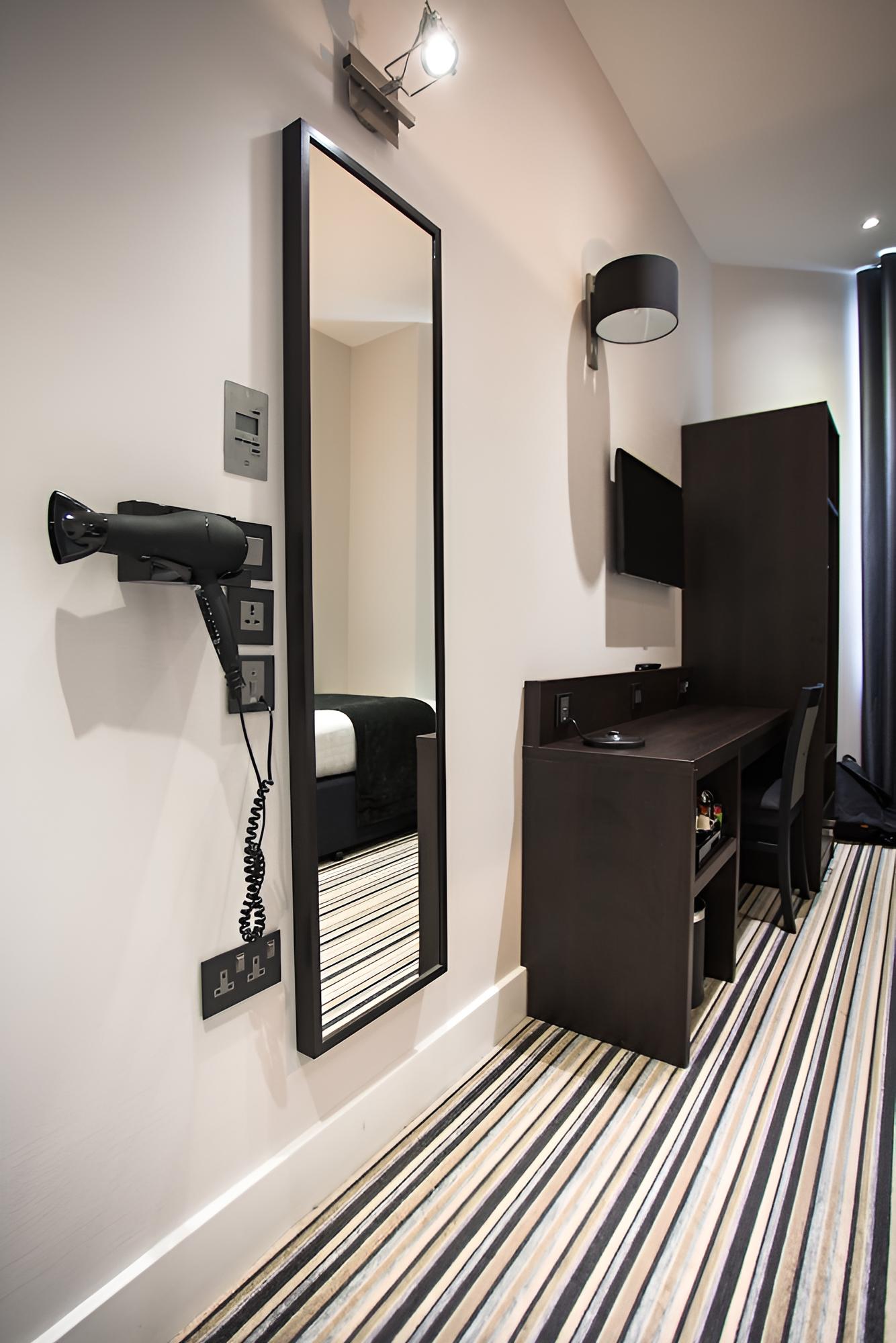 W14 Hotel