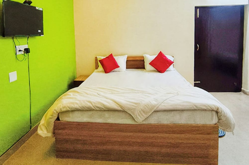 ASHOK NANDINI GUEST HOUSE