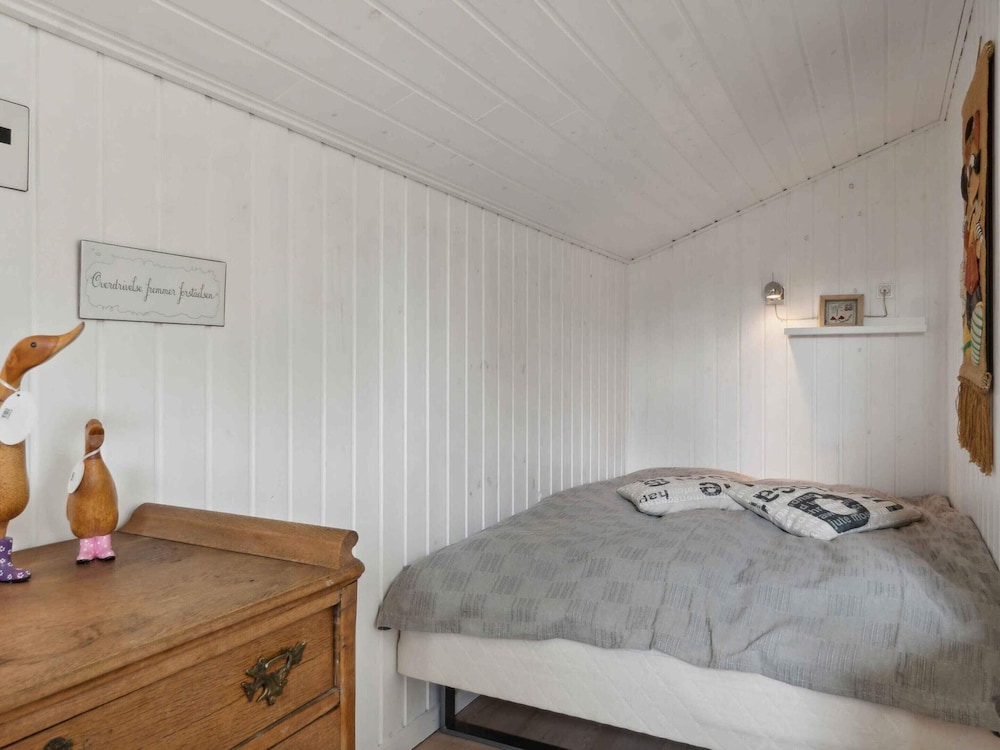5 Star Holiday Home in Vaeggerlose