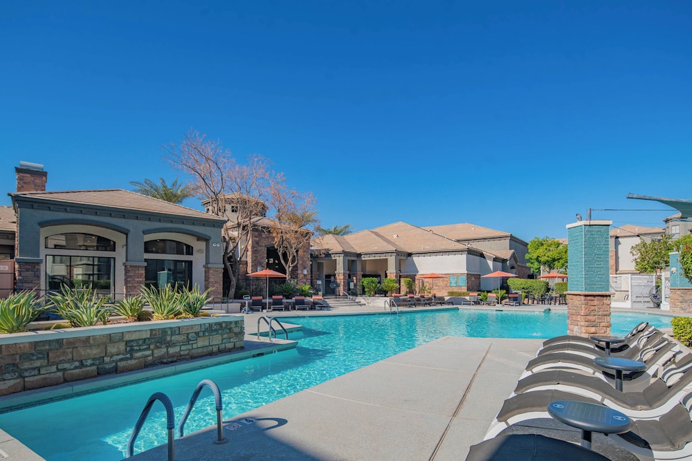 ROVE LIVING/KB - Zone