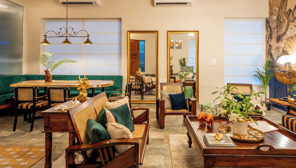 Elivaas Bludoor 5-BHK Pet Friendly Villa