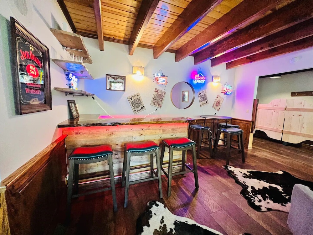 Summit Lodge 2