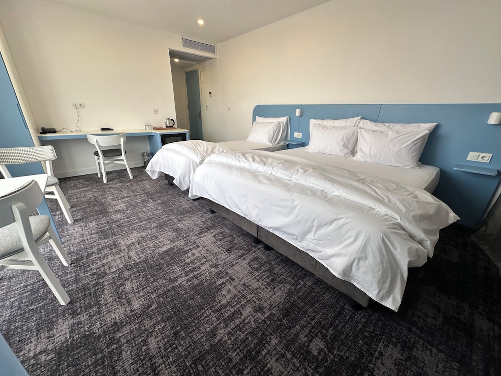 No25 Hotels