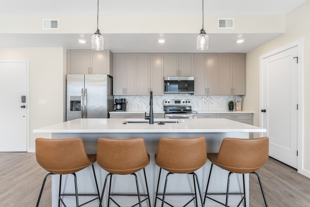 Heart And Sol 2 Bedroom Condo