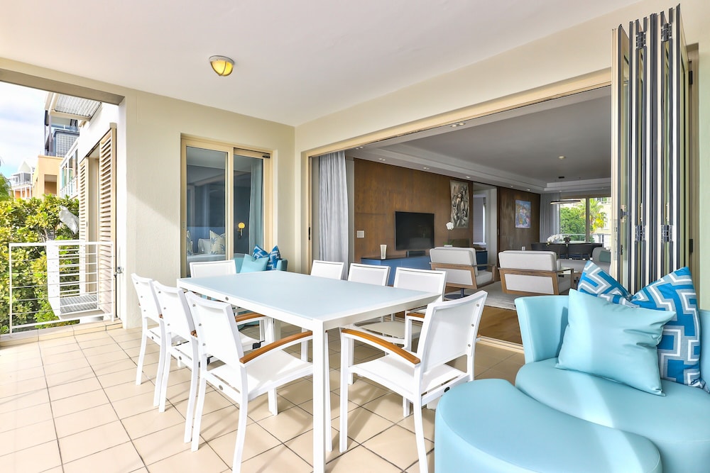 Superior Three Bedroom Apartment
