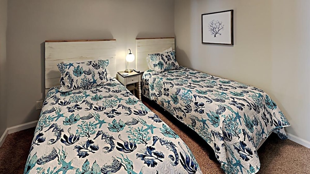 A Place At The Beach Iii 9530-2h 2 Bedroom Condo