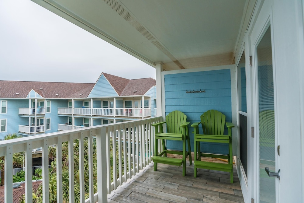 Seascape 2302 1 Bedroom Condo by RedAwning