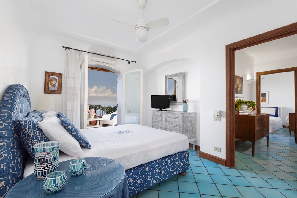 Photo 77