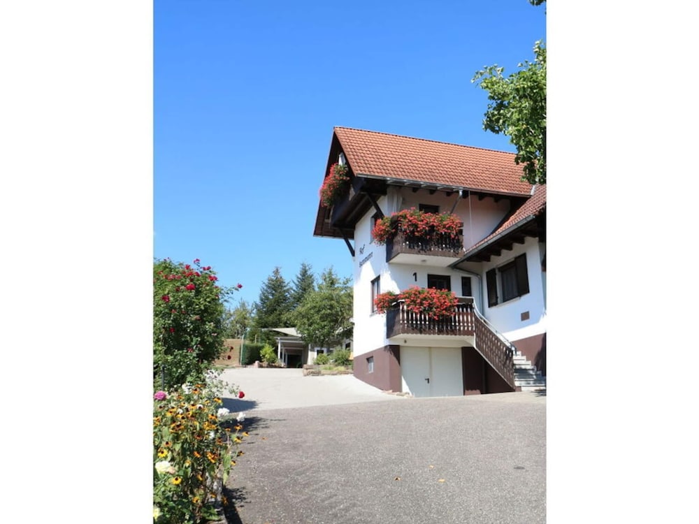 Apartment on the Isenmann Fruit Farm