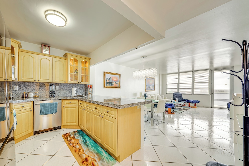 Balcony & Community Perks: Coastal Hollywood Condo