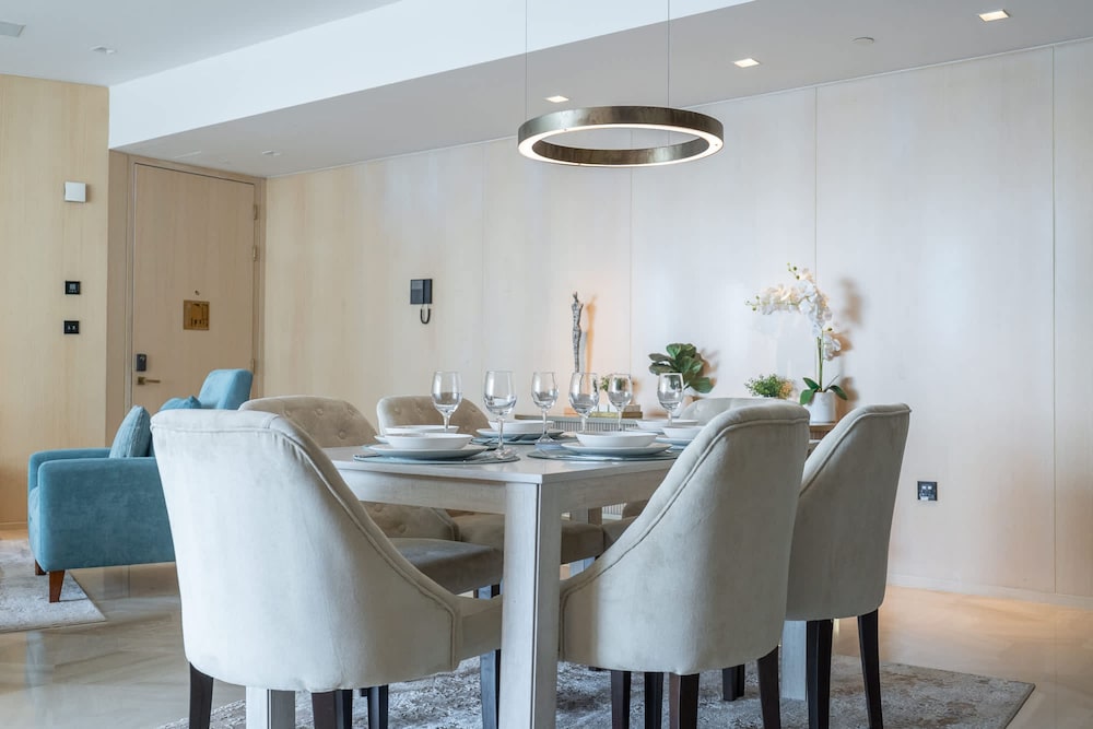 Stunning 3-bedroom Retreat at Five Palm Jumeirah With Spectacular Views and Direct Access to the West Beach
