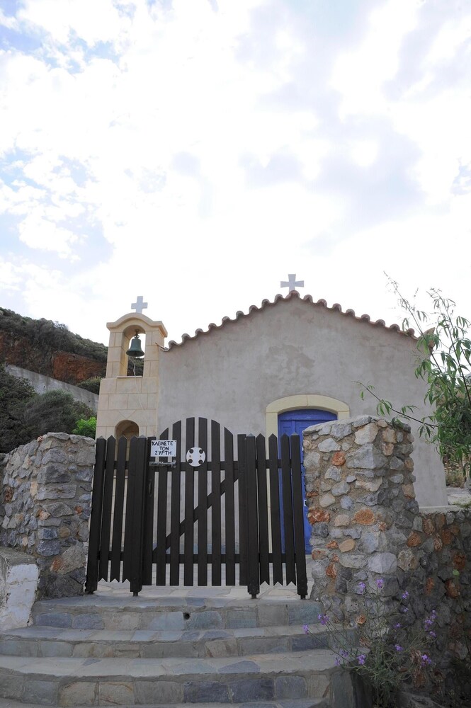 Photo 34