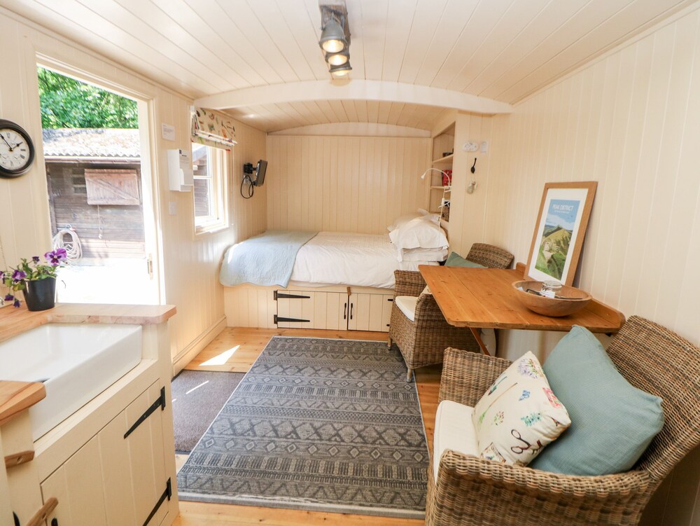 Shepherd's Hut