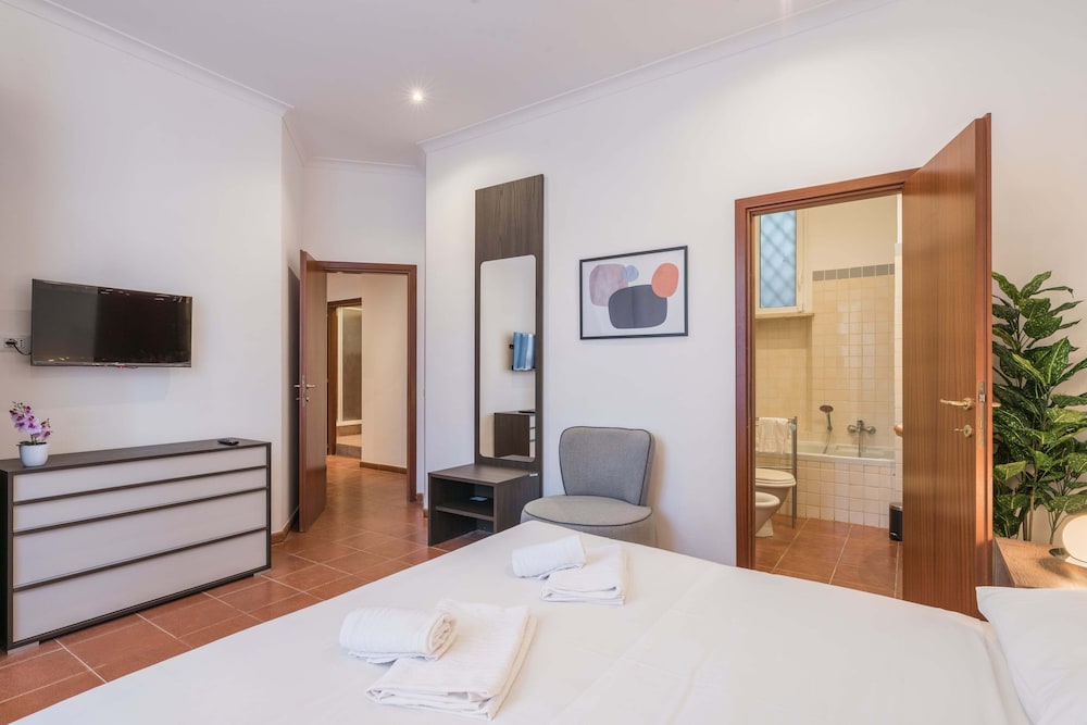 Joivy Piazza di Spagna apartment