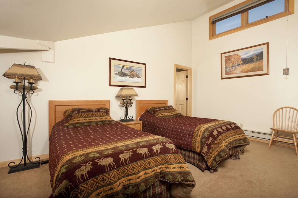 Forest Condominiums by Vail Resorts