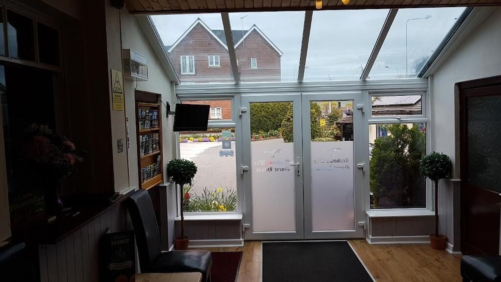 Meadows Way Guest House