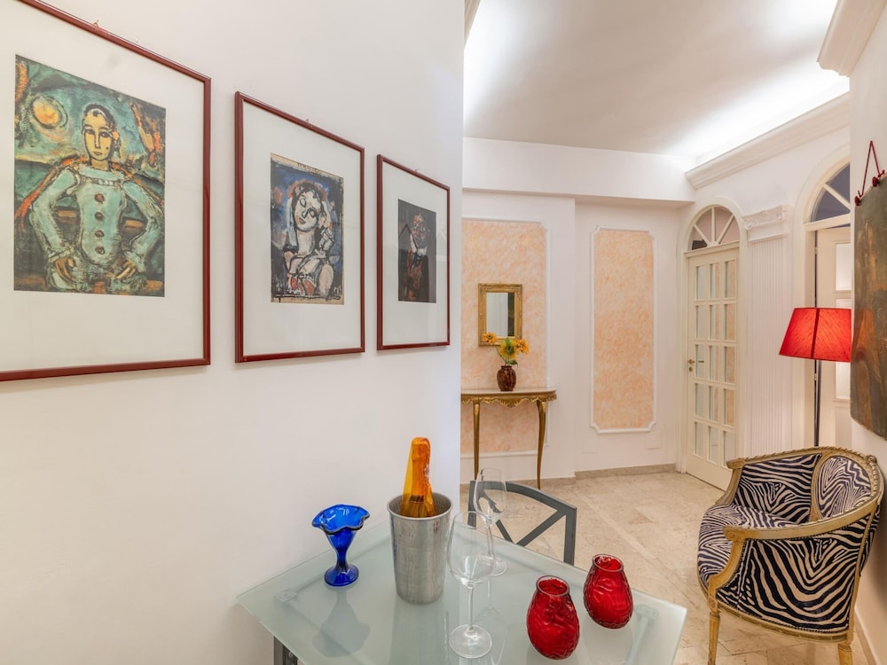 Apartment in Rome With Balcony