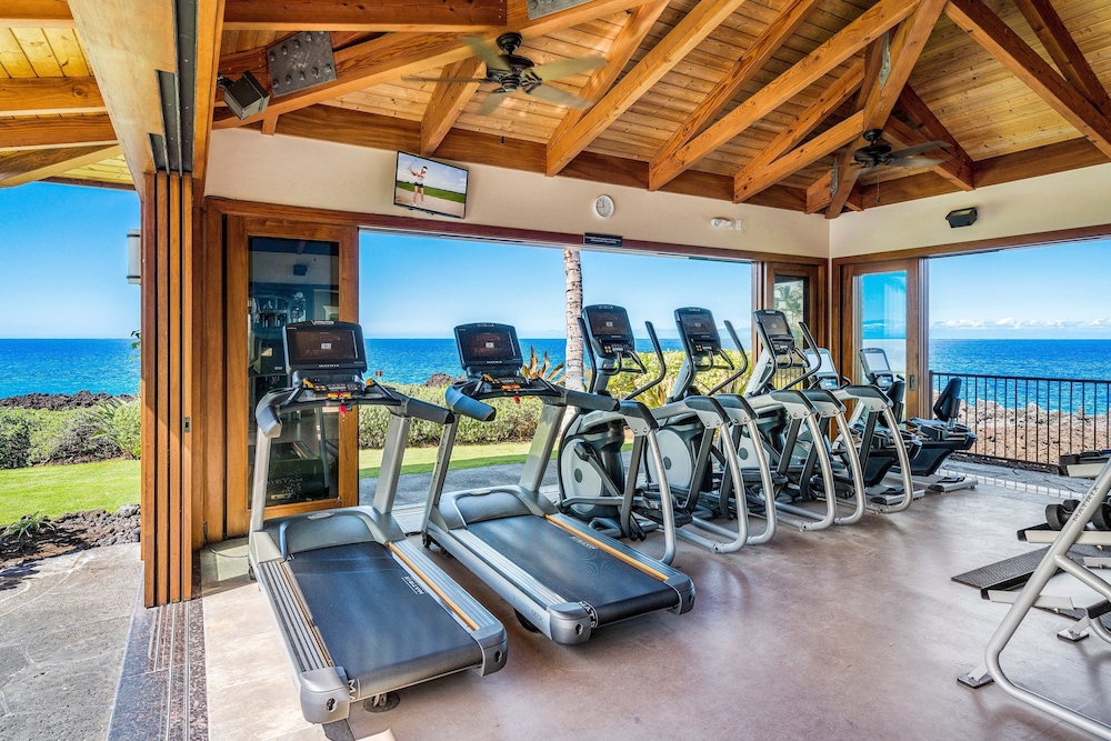 3 Bedroom Condo with Lanai, Grill, and Access to Recreational Facilities
