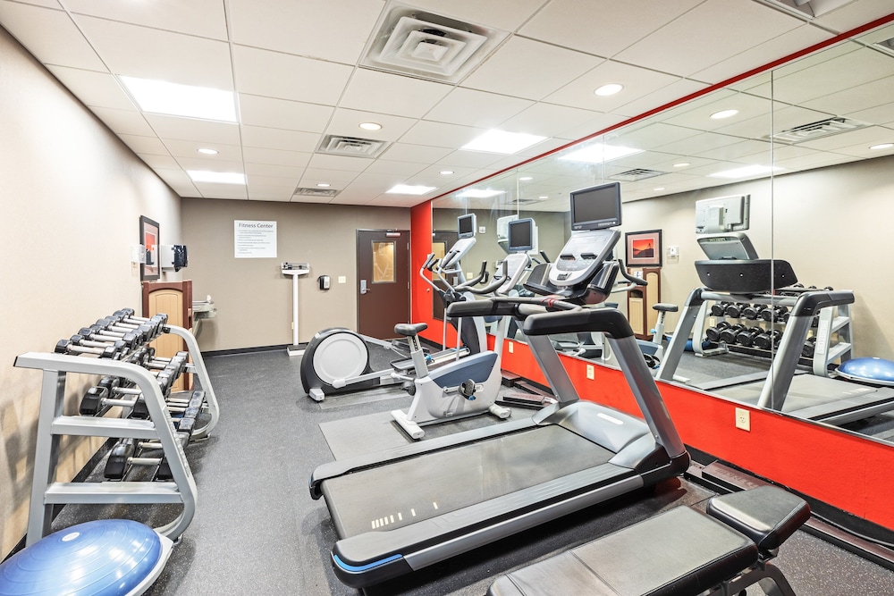 Holiday Inn Express & Suites Floresville by IHG