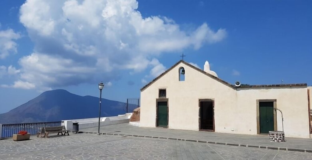 Eolia Rooms Lipari