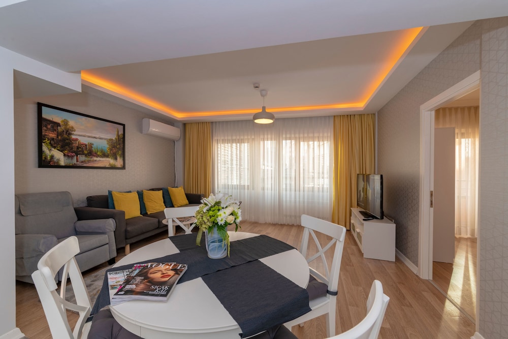 Feri Suites - Image 32