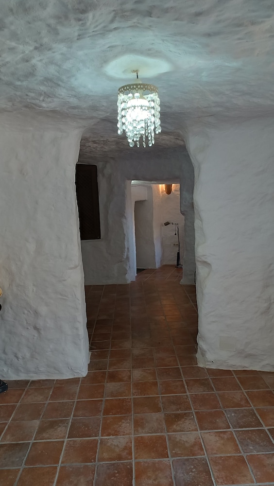 Serenity in Freila - Spacious 5 Bedroom House