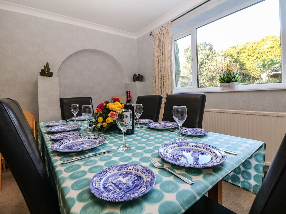 Lower Lane House
