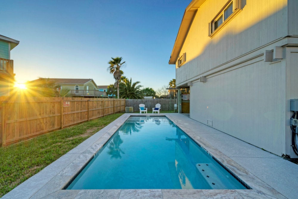 Sea Therapy by Avantstay Private Pool Balcony Sunset Views