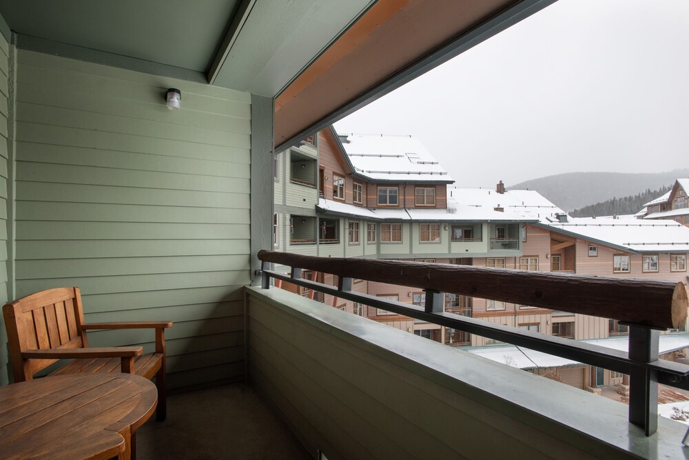 Zephyr Mountain Lodge Vacation Condos - Winter Park CO