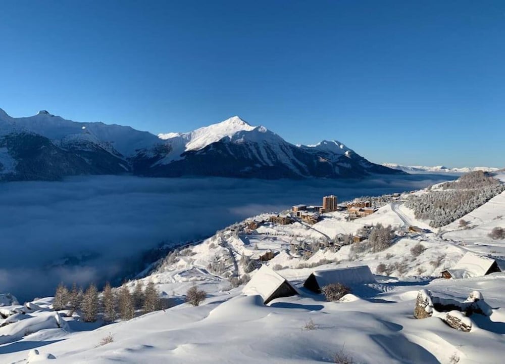 Apartment in Orcieres With Ski Slope Access