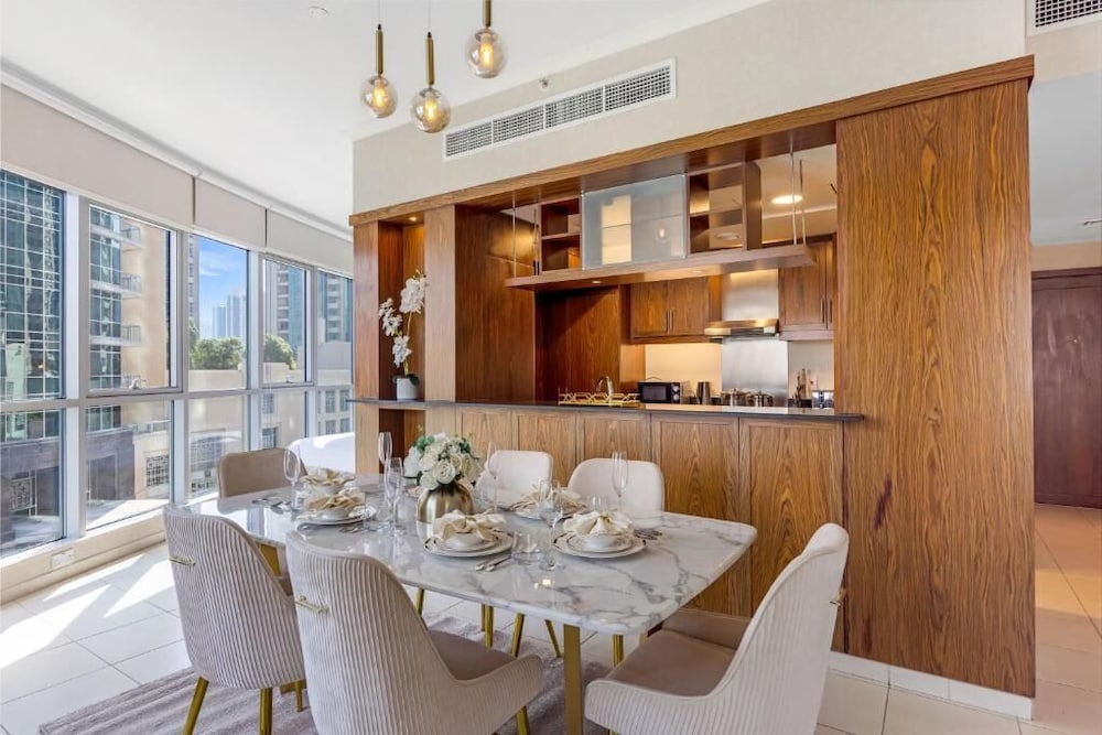 Durrani Homes - The Luxe 3br with Burj Khalifa and Fountain View - Third room without partition